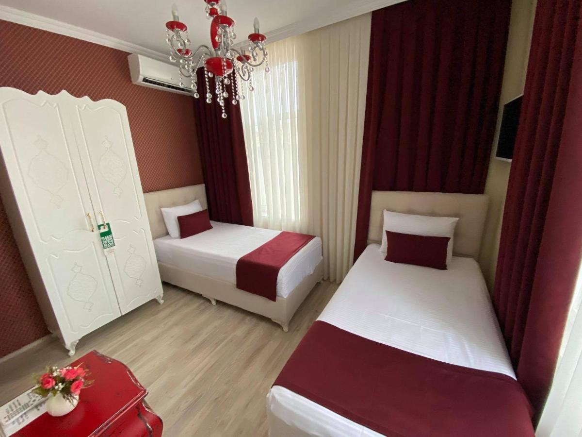 Otantik Shumen Hotel Exterior photo